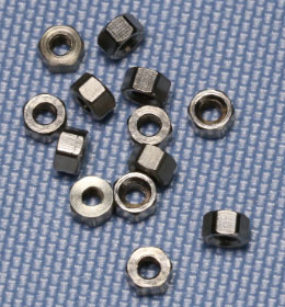 Tuercas hexagonales pequeñas